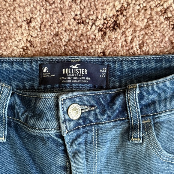 Hollister-{Size: 9R}- Ultra High Rise Mom Jeans Color Block - Picture 3 of 5